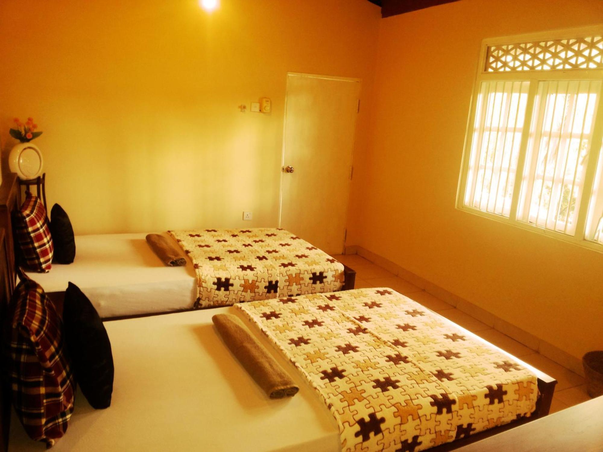 Hotel Tinaya Dambulla Szoba fotó