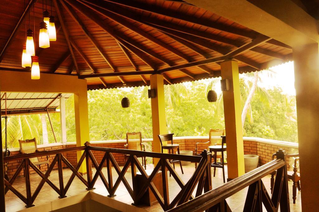 Hotel Tinaya Dambulla Kültér fotó
